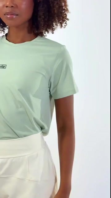 Vídeo de Blusa Básica Verde Sage