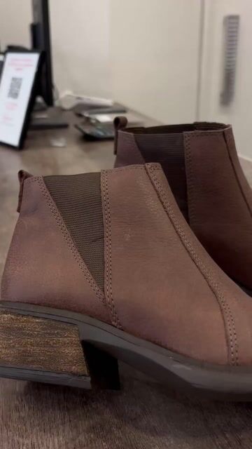 Video de SOLEMNIA SHOES