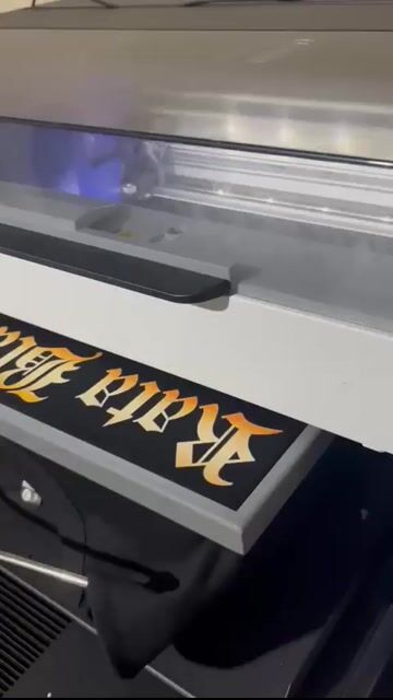 Video de Remera Rata Blanca Magos Espadas Y Rosas Logo