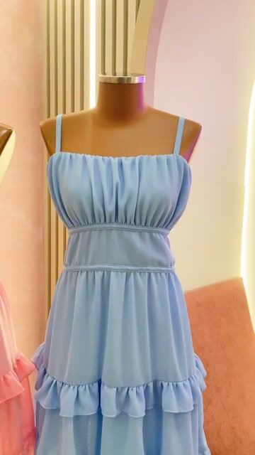 Vídeo de 953 - VESTIDO CHIFFON CURTO