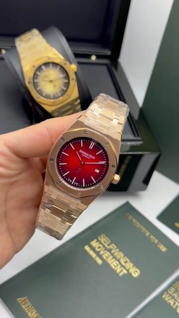Video de Audemars Piguet Royal Oak 42mm - AÇO ROSE/MOSTRADOR VERMELHO