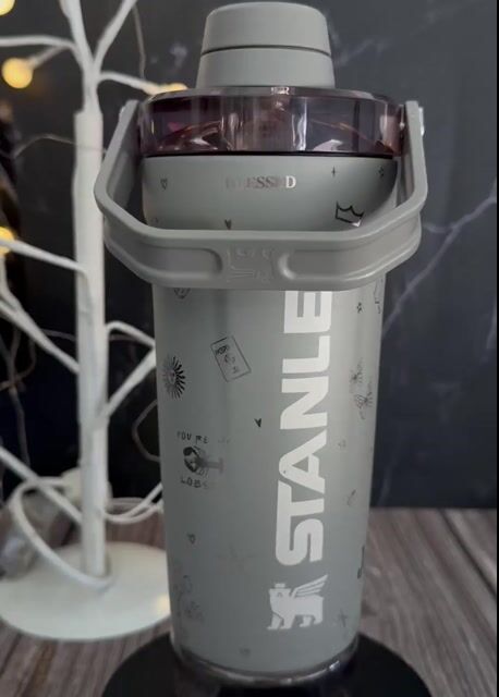 Video de Shaker Stanley Vitalize | 591 ml - FULL GRABADO PERSONALIZADO
