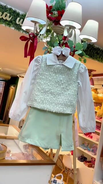 Vídeo de CONJUNTO TWEED VERDE PETIT CHERIE