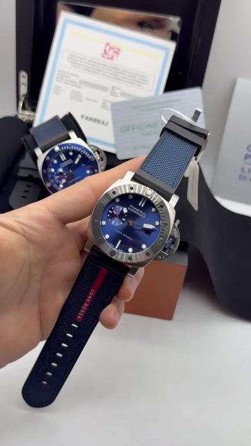 Video de Panerai Submersible Luna Rossa 47mm - AÇO/MOSTRADOR AZUL - NYLON