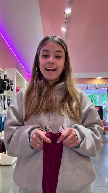 Video de Paula Andrea Lencería
