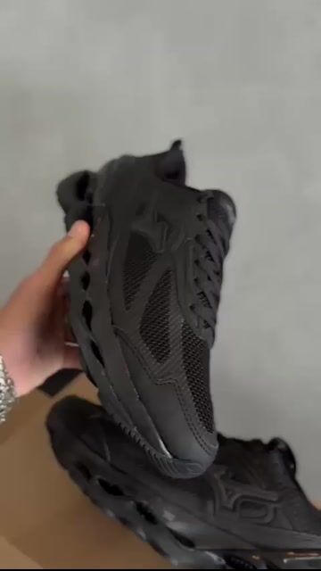 Vídeo de Tênis Mizuno Original Masculino Adulto Wave Stratos LS