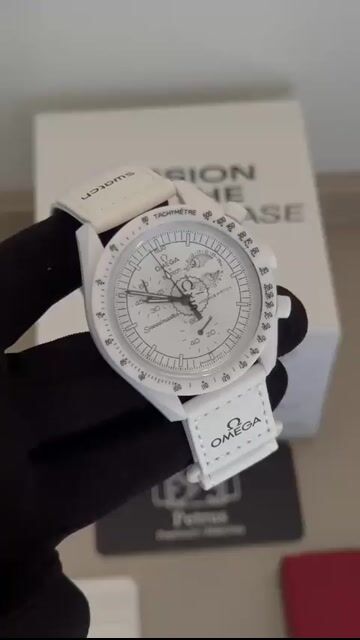 Video de Omega Speedmaster 40mm - RESINA/MOSTRADOR BRANCO - NYLON