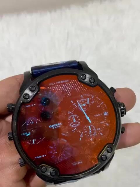 Vídeo de Mr. Daddy 2.0 Preto Laranja Linha Premium 4 Fusos DZ7395