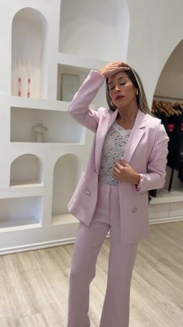 Video de Amélie • ropa y accesorios