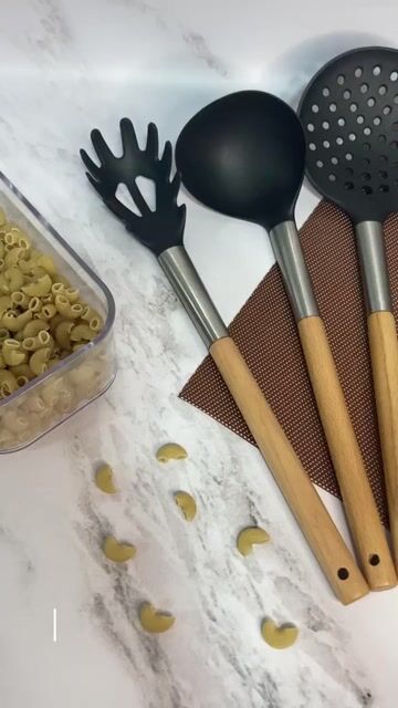 Video de Set Utensilios X5 Cocina Mango Madera Punta Nailon Piezas Fary Home