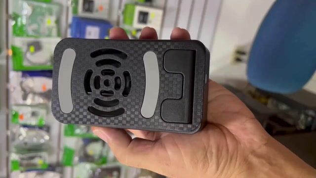 Video de Soporte Base de Escritorio para Celular con Parlante Bluetooth Recargable 5 Watts Pila 1000mAH