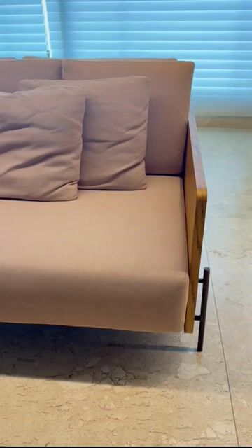 Vídeo de Sofá 2,00 x 80cm em Linho Rosa - Lider Interiores (5302)