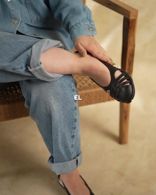 Video de Sneakerina de cuero negras Thorin