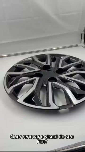 Video de Jogo Calota Fiat Argo Cronos Mobi Palio Uno Modelo Esportivo Roda Aro 14 Preto Com Prata