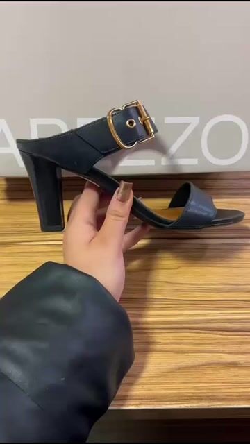 Vídeo de Madame Chinelo