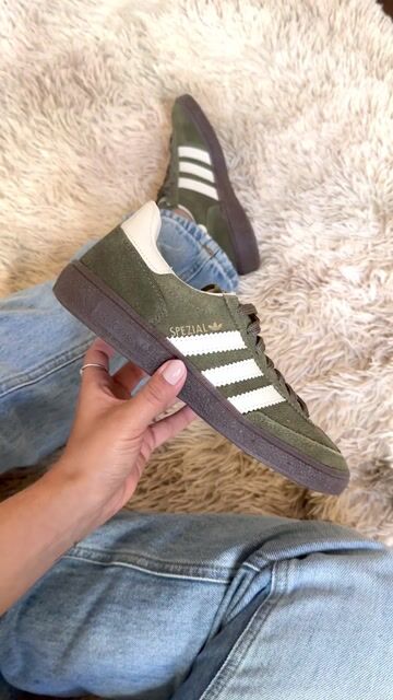 Video de Spezial verde couro