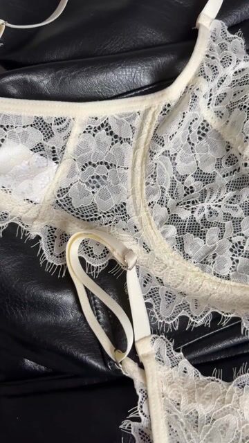 Video de Conjunto Layla Vanilla