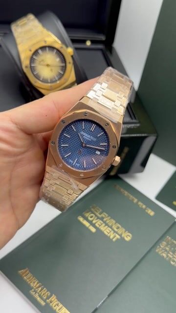 Video de Audemars Piguet Royal Oak 42mm - AÇO ROSE/MOSTRADOR AZUL