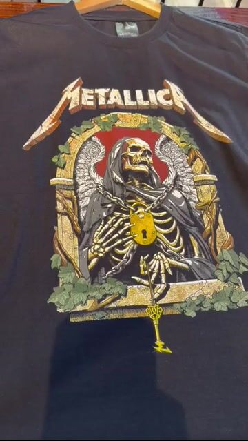 Vídeo de Camiseta Metalica