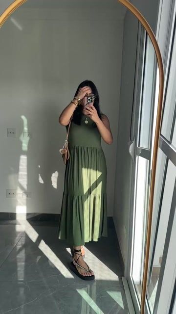 Vídeo de Vestido Mídi Longuete Longo Viscolycra Regata Nívea Verde Militar