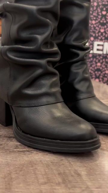 Video de SOLEMNIA SHOES