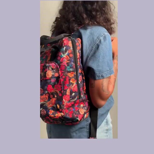 Vídeo de Mochila quadrada +estampas