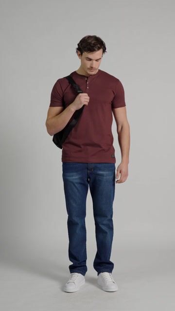 Video de Remera Pampa Bordo Oscuro