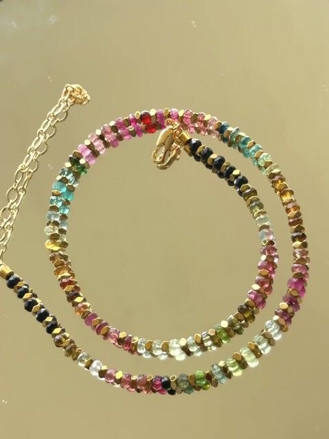 Video de Collar Peonía