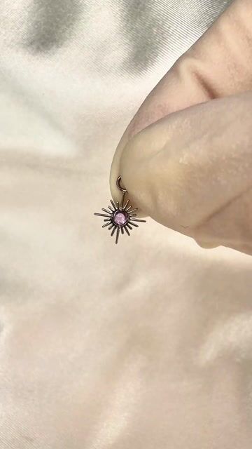 Vídeo de Pingente sol com ametista 8mm x 8mm- Titânio Natural