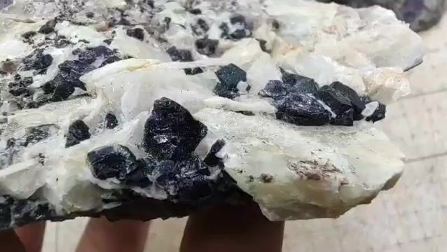Video de 5 Piezas Fluorita con Calcita | Espécimen 2lbs