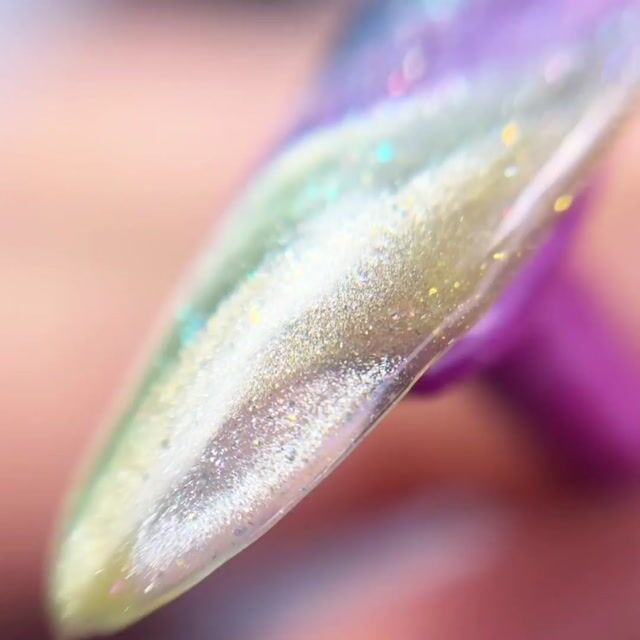 Video de Esmalte semipermanente pink mask - Blush Aura cod. 647 - Col. Pastel cat eye