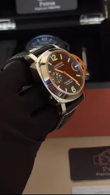 Video de Panerai Luminor GMT 47mm - AÇO/MOSTRADOR PRETO - COURO