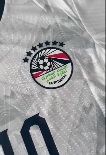 Video de CAMISETA EGIPTO 2026/27 SUPLENTE SALAH 10 - TELA JUGADOR