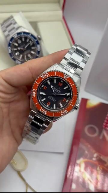 Video de Omega Seamaster Planet Ocean 42mm - SUPER CLONE - AÇO/MOSTRADOR PRETO