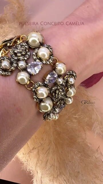 Vídeo de Pulseira Conceito Camélia II Ouro Vintage | Hector Albertazzi