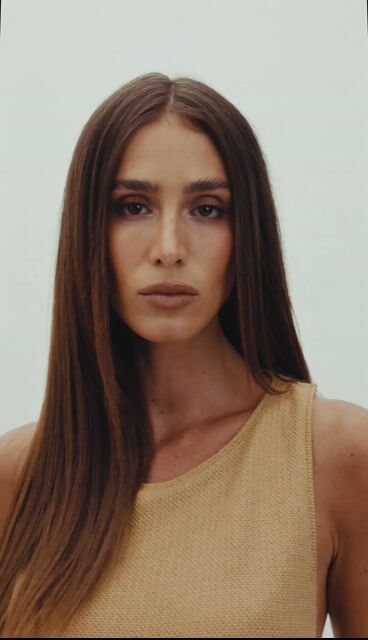 Video de CONJUNTO BLUSA/CALÇA PEGG COM DETALHE COSTAS