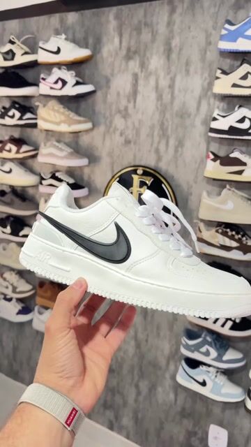Vídeo de Ambush x Nike Air Force 1 Low Branco