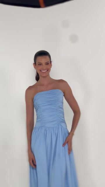 Vídeo de VESTIDO LONGUETE VANESSA