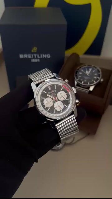 Video de Breitling Top Time B01 Deus 41mm - AÇO/MOSTRADOR PRETO