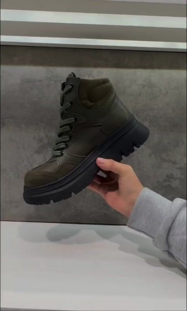 Video de Borcegos ARYA verde