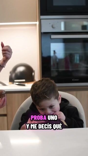 Video de Molde para 12 Muffins de Teflón Antiadherente
