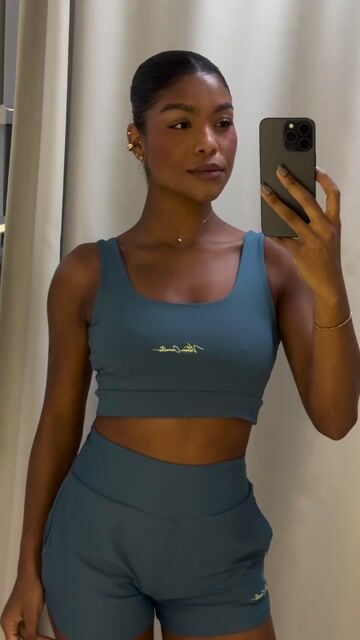 Vídeo de VITORIA CARVALHO MODA FITNESS