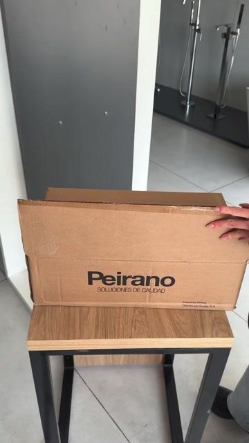 Video de Bacha de apoyo rectangular BCH13 Peirano