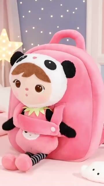Video de METOO DOLL - MOCHILA COM BONECA 30CM KEPPEL FLORESTA PANDA