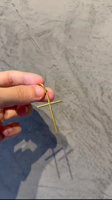 Video de Pingente cruz palito