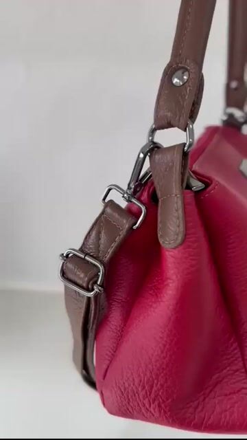 Vídeo de LUNKES BOLSAS E ACESSORIOS LTDA