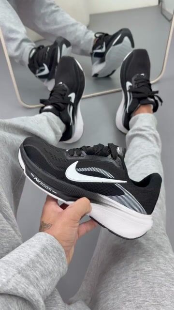 Video de Nike Pegasus 42 Unissex