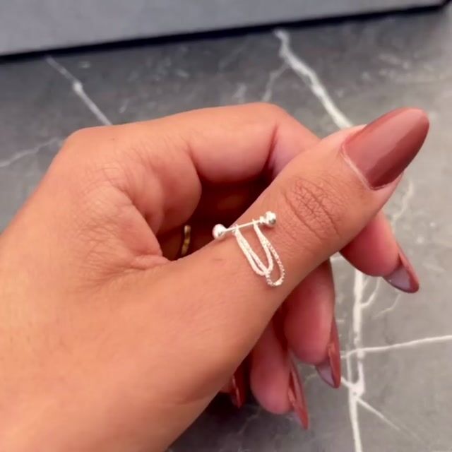 Video de Piercing Hélix correntinha
