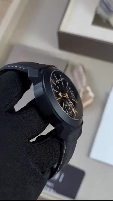 Video de Bvlgari Octo Roma Skeleton 44mm - AÇO PRETO/MOSTRADOR SKELETON - SILICONE