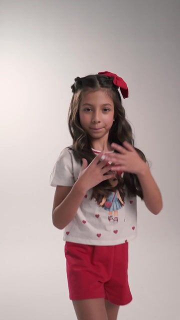Video de Conjunto Infantil Short e Blusa Menina Coração Preto 19397 Alakazoo